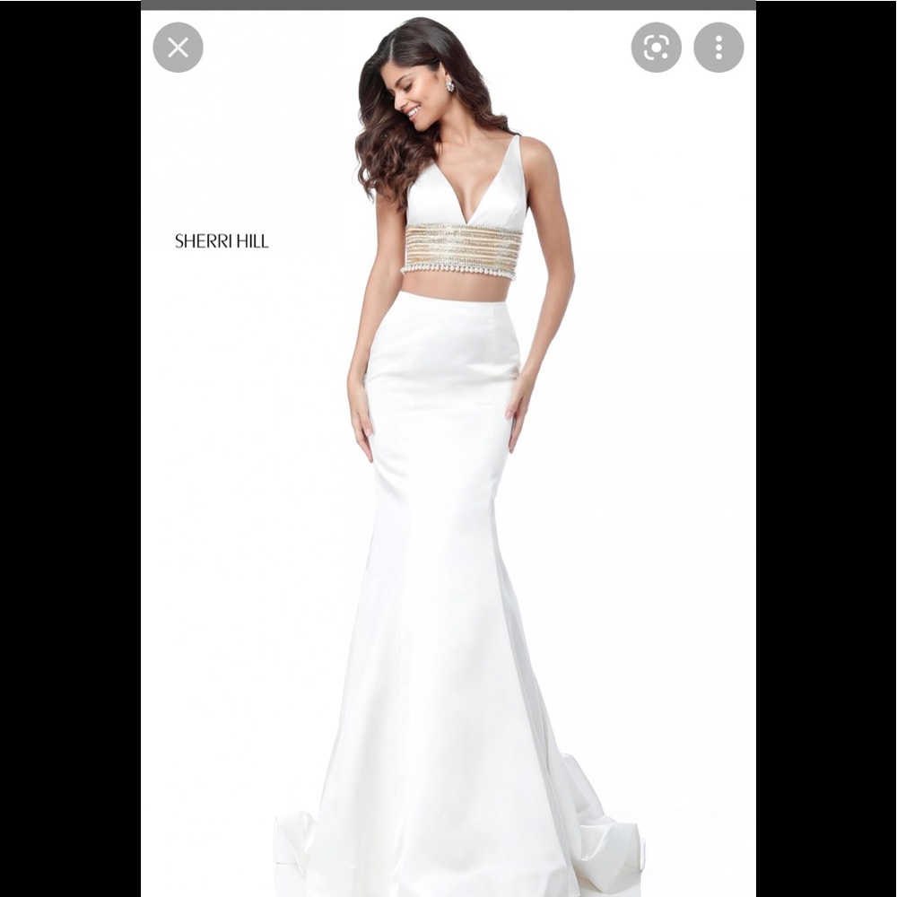 Ivory Sherri hill Prom dress 51711